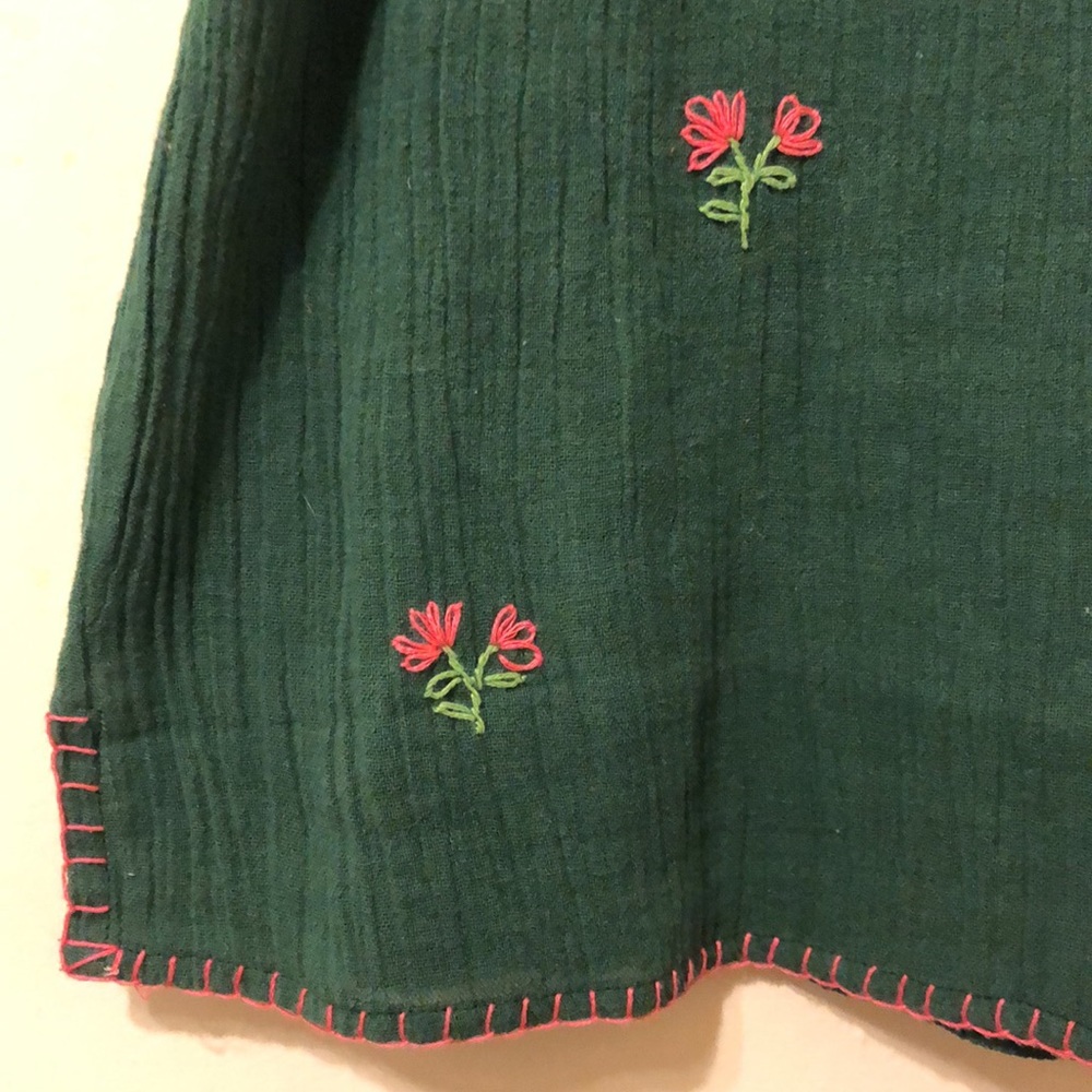 Embroidered Tank - Picture 3 of 4